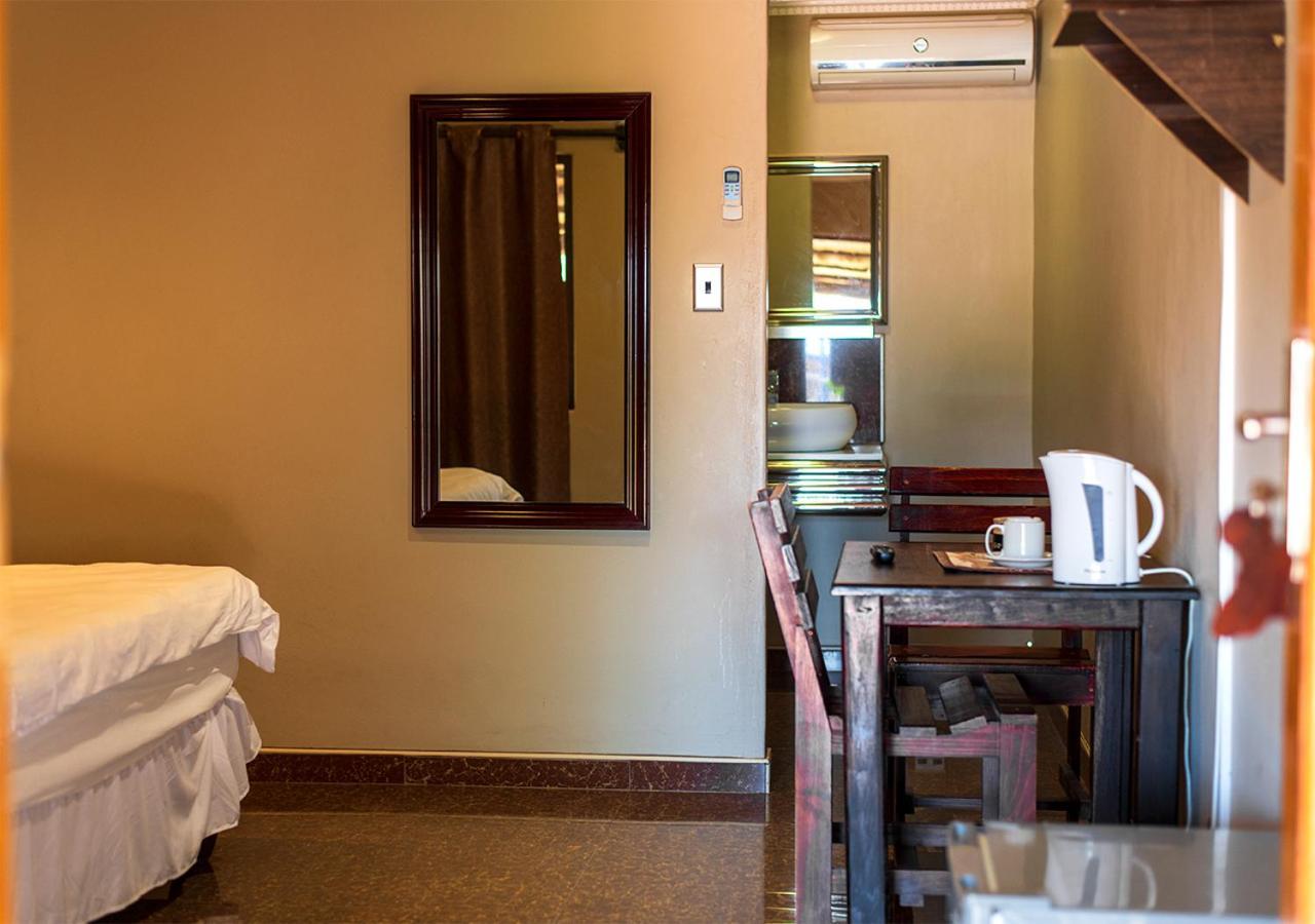 Msc Hotel Otjiwarongo Monitronics Exteriör bild