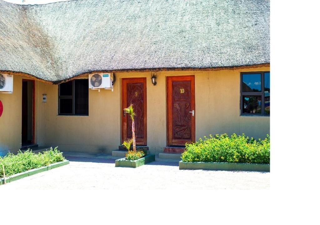 Msc Hotel Otjiwarongo Monitronics Exteriör bild