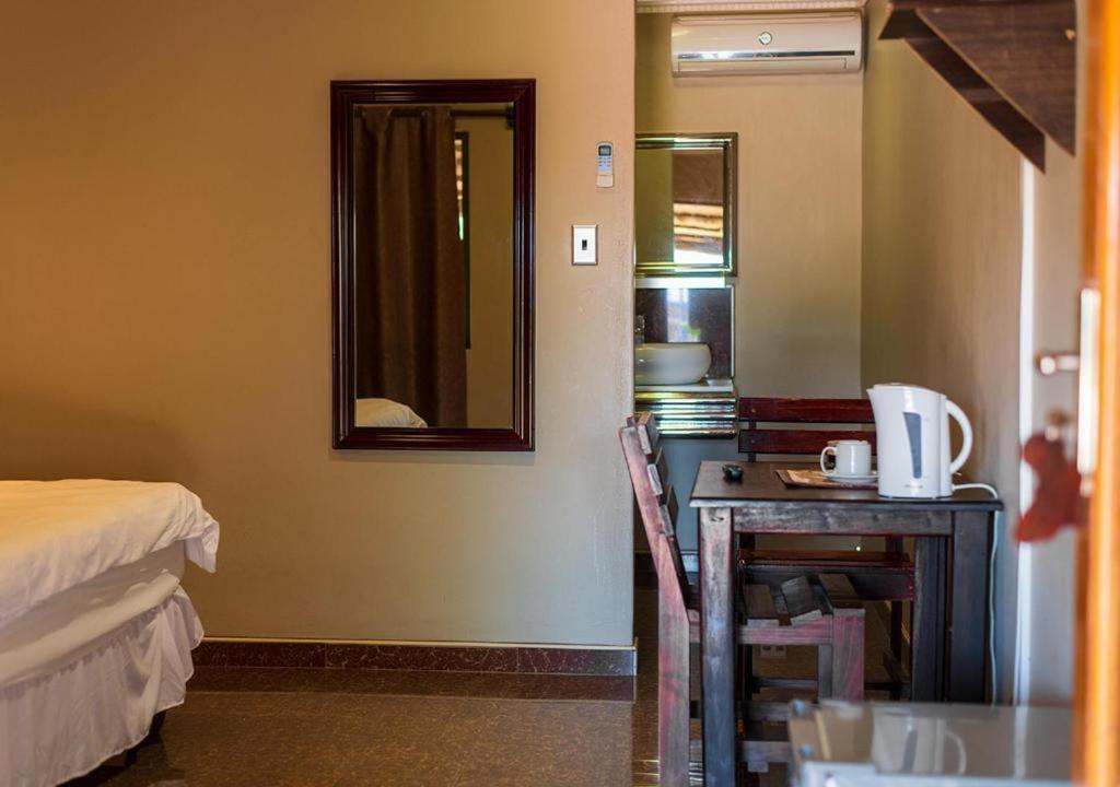 Msc Hotel Otjiwarongo Monitronics Exteriör bild